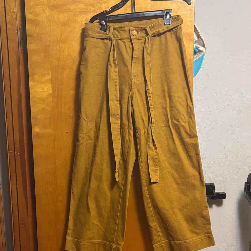 Universal Thread Women's Mustard Jeans